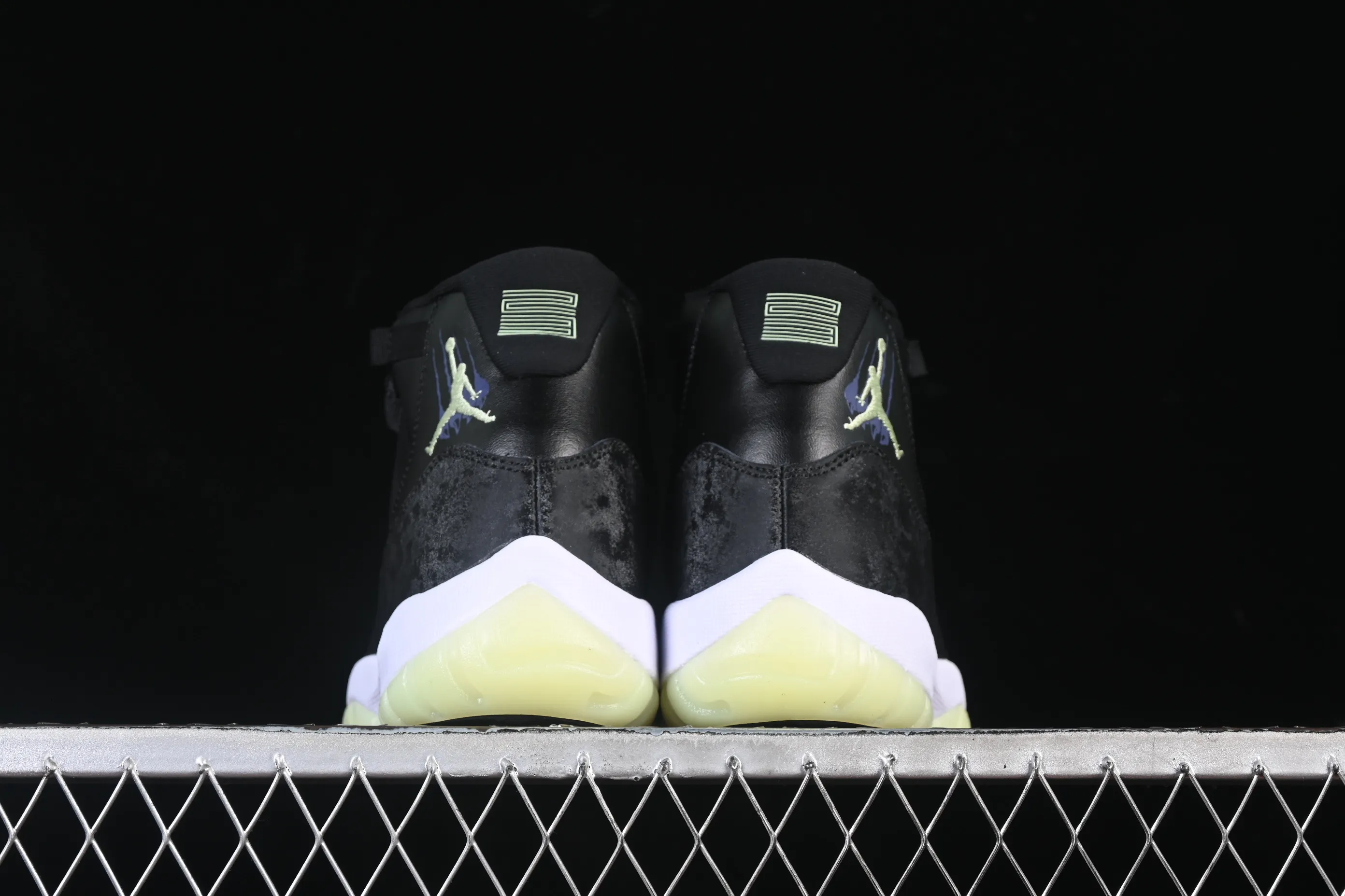 All categories Air Jordan Jordan series basketball shoes Air Jordan 11 Air Jordan 11 Retro "Inner Beast" AJ11 Joe 11 luminous black swan IB1378-001